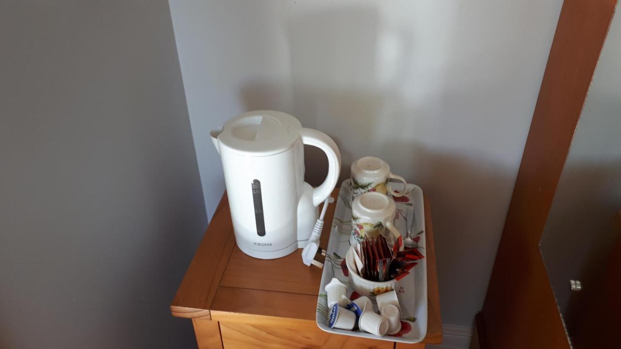 Green Acres Guesthouse- Accommodation Only Lower Coolcorcoran المظهر الخارجي الصورة